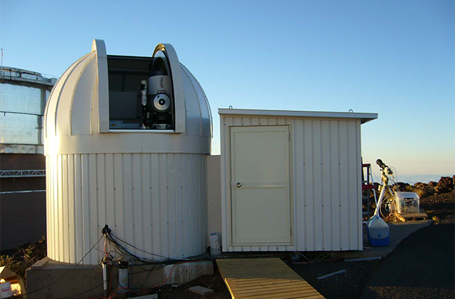 ハレアカラ山頂には、もう一つ40cm望遠鏡があり、惑星観測が継続されている。